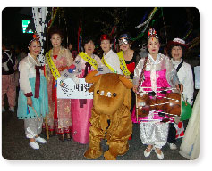 길거리퍼레이드 100명참가